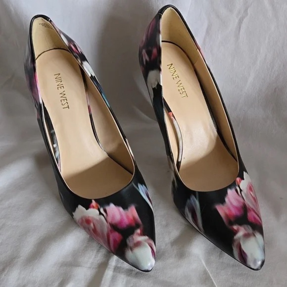 Nine West Black Floral Heels